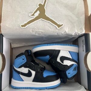 Jordan 1 Retro High OG University Blue